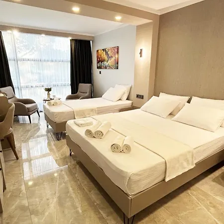 Hotell 01 Nova 3*